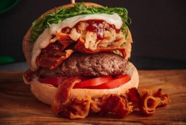 Cách Làm Bánh Mì Hamburger Siêu Đơn Giản Tại Nhà