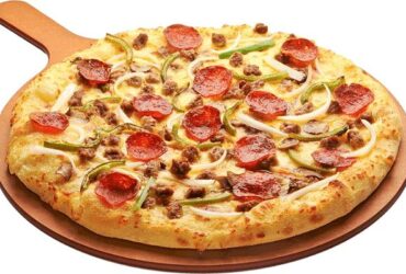 Bật Mí Cách Làm Bánh Pizza Xúc Xích Siêu Ngon Chiêu Đãi Cả Nhà