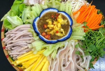 Bún cuốn thịt luộc chấm nước mắm tỏi ớt ngon mê ly