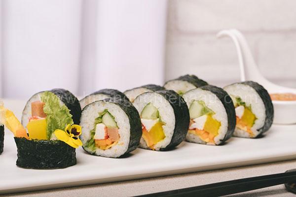 cách làm cơm cuộn kimbap