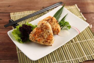 Cơm Nắm Nhật Bản