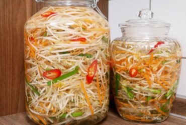 Cách làm dưa giá chua ngọt, ngon giòn chống ngán hiệu quả