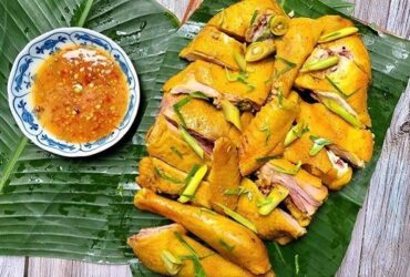 Gà Ủ Muối Thịt