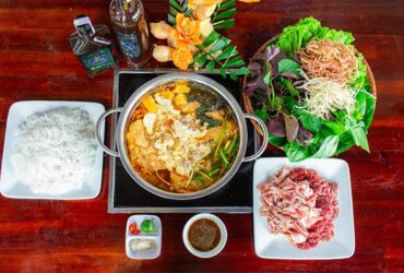 Cách nấu món lẩu riêu cua bắp bò sườn sụn ngon ngất ngây