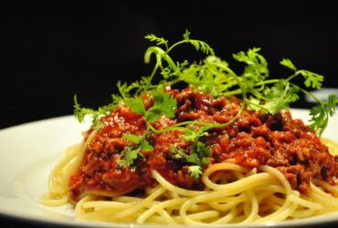 Cách làm mỳ ý spaghetti tại nhà ngon chuẩn vị