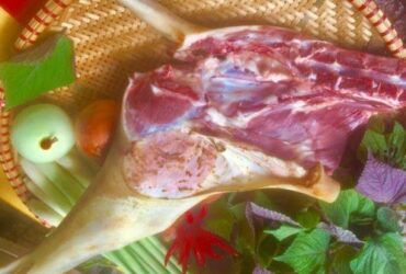 Cách làm nộm thịt dê bóp vừng chuẩn đặc sản Ninh Thuận