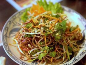 Cách làm nộm hoa chuối cho bữa cơm nhà ngon – tròn vị