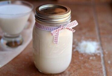 Cách làm nước cốt dừa ăn chè ngon sánh mịn từ dừa tươi, dừa hộp