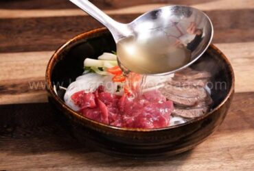 Bí Quyết Nấu Nước Dùng Phở Thơm Ngon Để Kinh Doanh