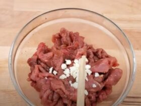 Cách làm phở chiên phồng giòn ngon cực đơn giản tại nhà