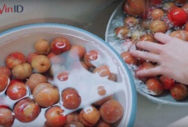 Mách bạn 2 cách làm siro mận ngon bất bại, giải khát cực đã tại nhà