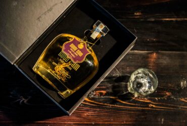 Rượu sâm ngọc linh Atuagin (Chai bầu 750ml)